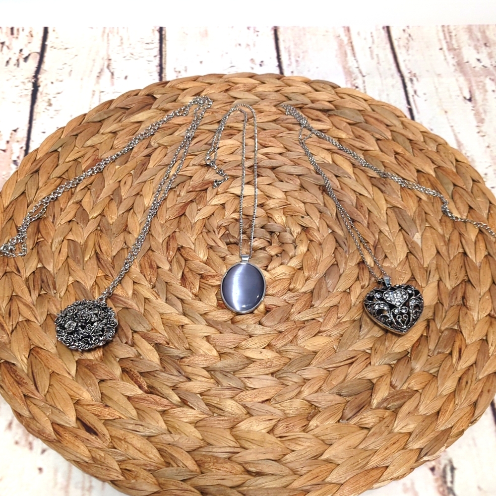Paparazzi Jewelry Lot of 3 Necklaces